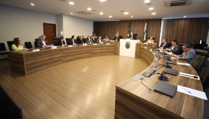 Foto: Valdir Amaral/Alep  Investimento de R$ 1 bilhão em cirurgias eletivas é destaque de apresentação na Assembleia